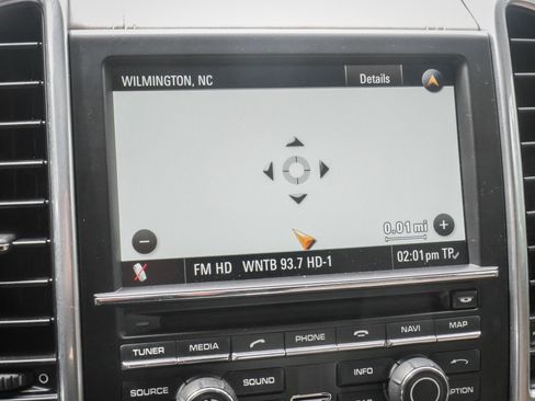 Used 2012 Porsche Cayenne S AWD/4WD image 24