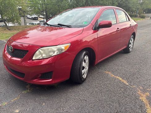 Used 2010 Toyota Corolla LE w/ LE EVP Pkg #1 FWD image 1