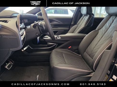 New 2026 Cadillac Lyriq V image 14