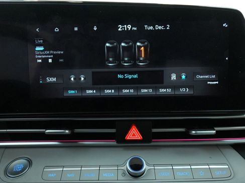 Used 2023 Hyundai Elantra Limited image 35