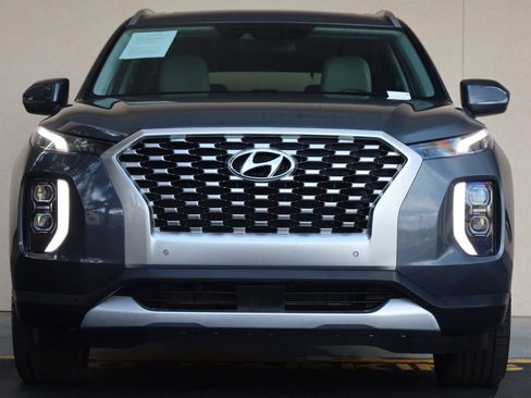 Used 2022 Hyundai Palisade SEL w/ 8P Bench Seat Package FWD image 6