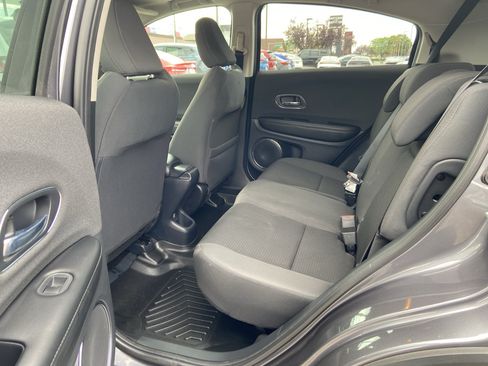 Used 2021 Honda HR-V EX image 14