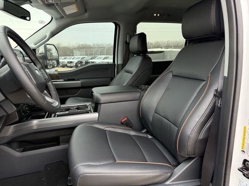 New 2026 Ford F250 Lariat w/ Chrome Package image 49