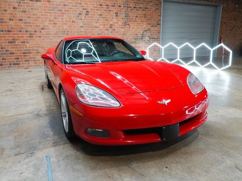 Used 2008 Chevrolet Corvette Coupe RWD image 4