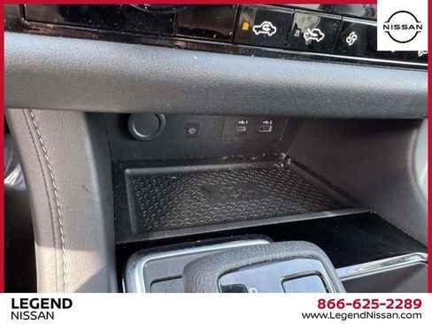 Used 2023 Nissan Pathfinder SL image 26