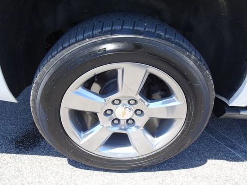 Used 2017 Chevrolet Suburban Premier AWD/4WD image 41