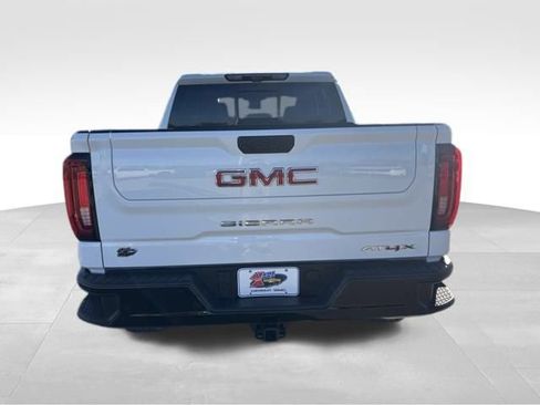 Certified 2023 GMC Sierra 1500 AT4X image 4