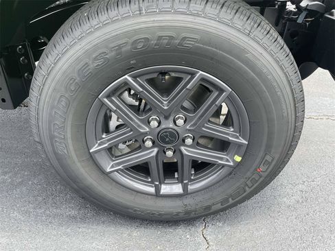 New 2025 Jeep Gladiator Sport image 34