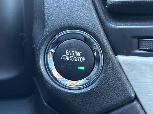 Used 2018 GMC Yukon Denali w/ Denali Ultimate Package image 15