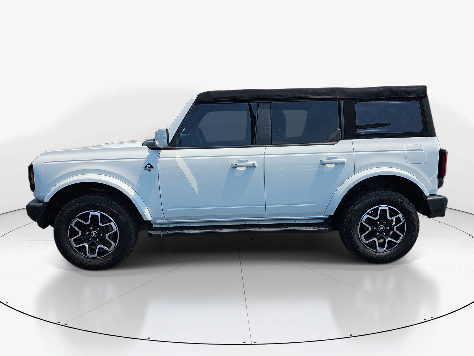 Used 2022 Ford Bronco Outer Banks AWD/4WD image 6
