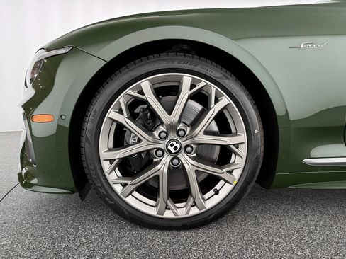 Used 2025 Bentley Continental GT Speed image 30