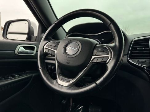 Used 2019 Jeep Grand Cherokee Altitude image 20