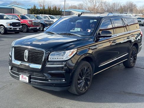 Used 2020 Lincoln Navigator L Reserve w/ Equipment Group 208A Reserve image 23