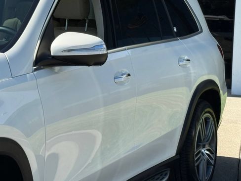 Used 2022 Mercedes-Benz GLS 450 4MATIC image 4