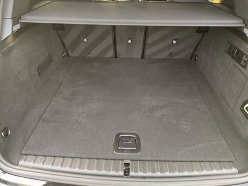 Certified 2023 BMW iX xDrive50 image 6