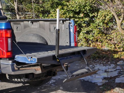 Used 2022 Ford F250 Lariat w/ Tremor Off-Road Package image 23