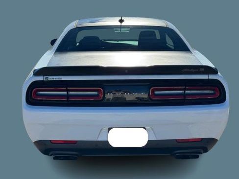 Used 2018 Dodge Challenger T/A image 5