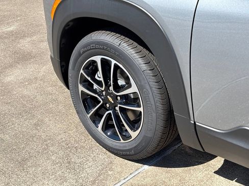 New 2026 Chevrolet TrailBlazer LT FWD image 16