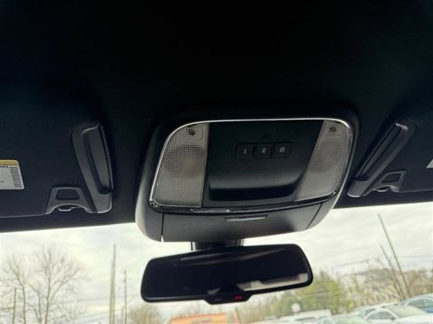 Used 2018 Dodge Charger GT image 30