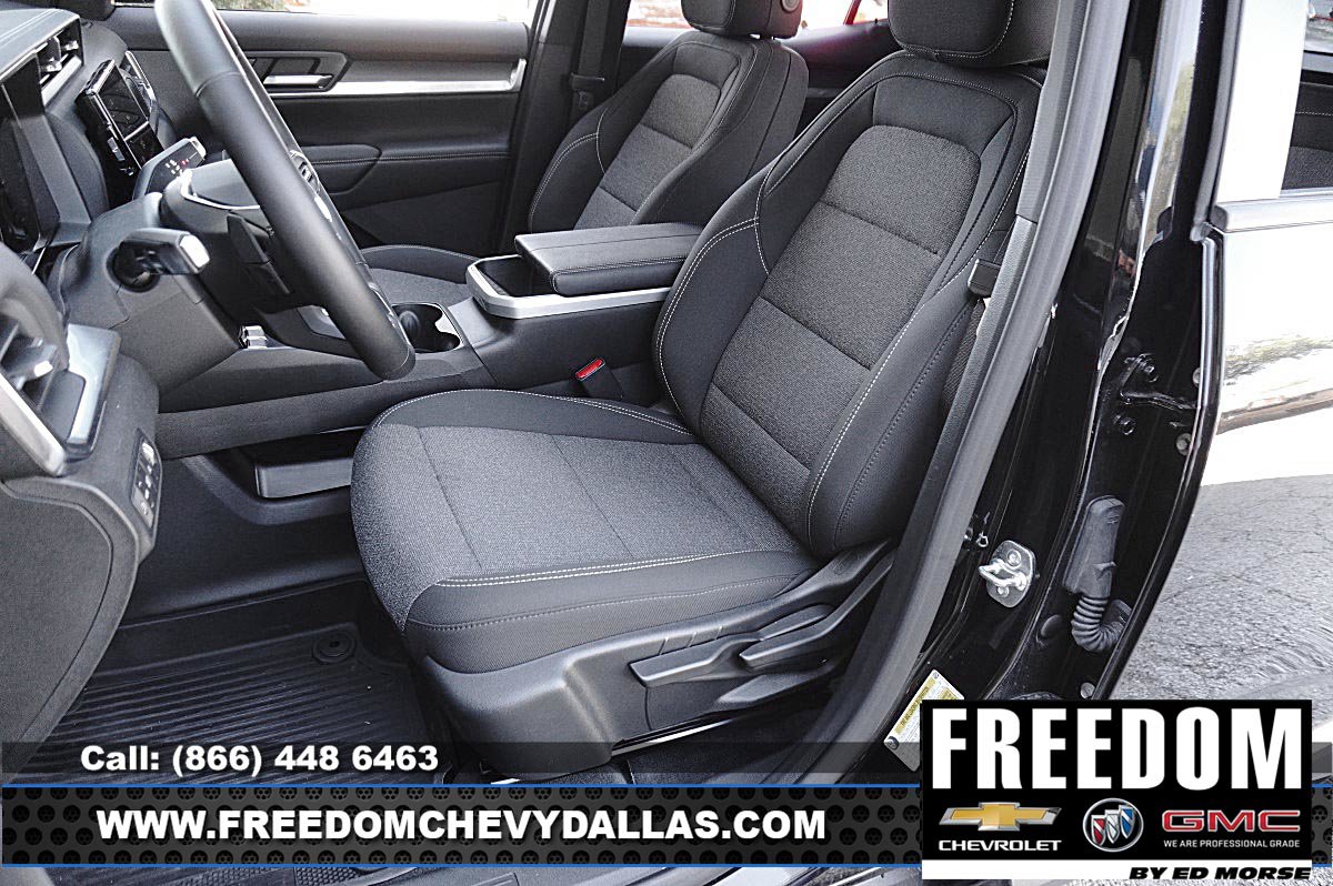 New 2027 GMC Terrain Elevation w/ Black Edition FWD image 12