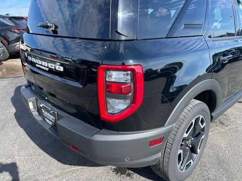 Used 2021 Ford Bronco Sport Outer Banks w/ Outer Banks Package (96D) image 32