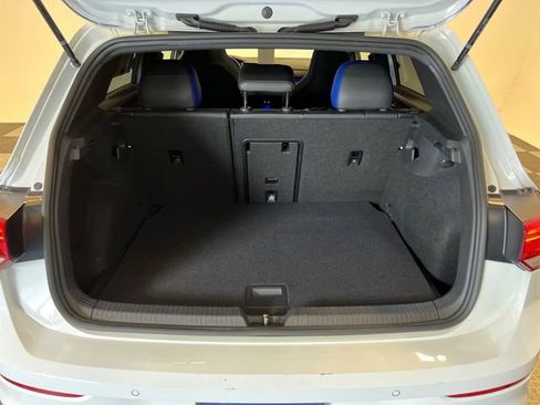 Used 2023 Volkswagen Golf R AWD/4WD image 5