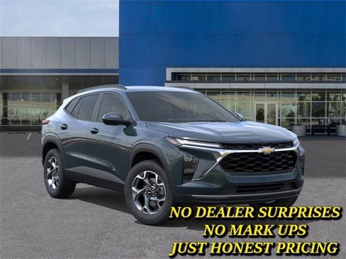 New 2026 Chevrolet Trax LT w/ Driver Confidence Package image 7