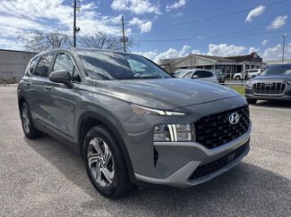 Used 2021 Hyundai Santa Fe SE video 1