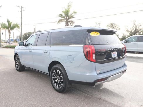 Certified 2025 Ford Expedition Max Platinum image 10