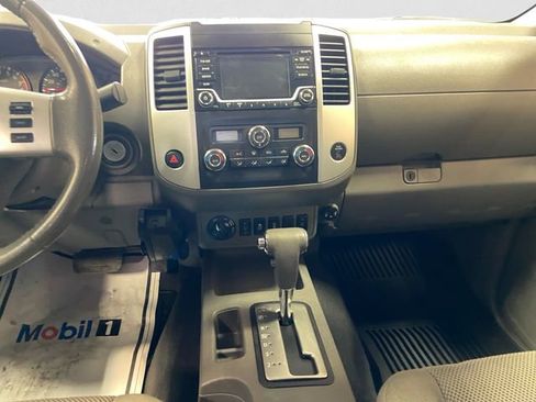 Used 2018 Nissan Frontier SV w/ Value Truck Package image 12