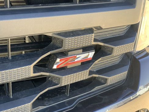Certified 2024 Chevrolet Silverado 1500 Custom Trail Boss AWD/4WD image 30