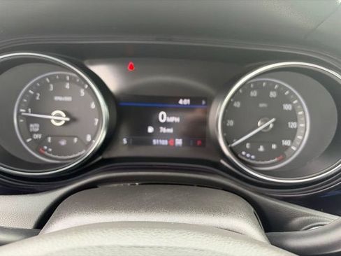 Used 2022 Buick Encore GX Select AWD/4WD image 19