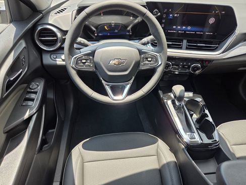 New 2026 Chevrolet Trax ACTIV w/ Driver Confidence Package FWD image 9