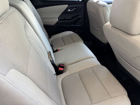 Certified 2022 Chevrolet Traverse LS image 21