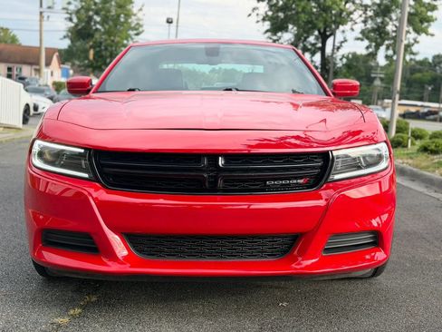 Used 2022 Dodge Charger SXT w/ Plus Group RWD image 9