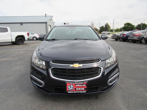 Used 2015 Chevrolet Cruze LT FWD image 9