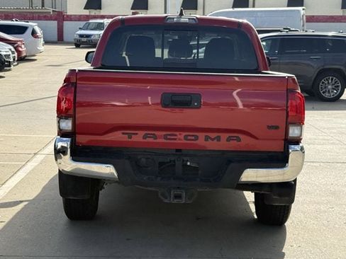 Used 2021 Toyota Tacoma SR5 RWD image 5