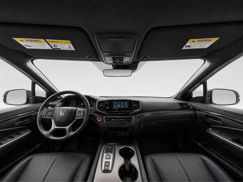 Used 2025 Honda Passport TrailSport image 29
