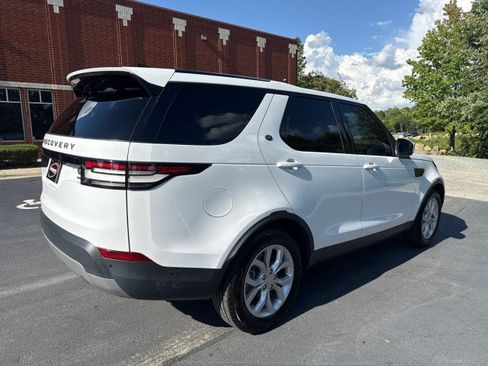 Used 2019 Land Rover Discovery SE AWD/4WD image 3
