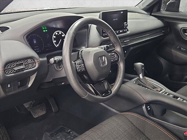 Used 2025 Honda HR-V Sport image 9