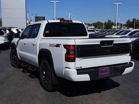 New 2026 Nissan Frontier PRO-4X image 2
