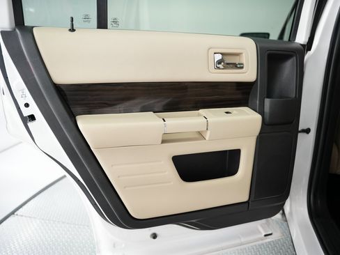 Used 2019 Ford Flex SEL w/ Equipment Group 202A image 33