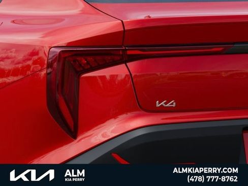 New 2026 Kia K4 LXS FWD image 11