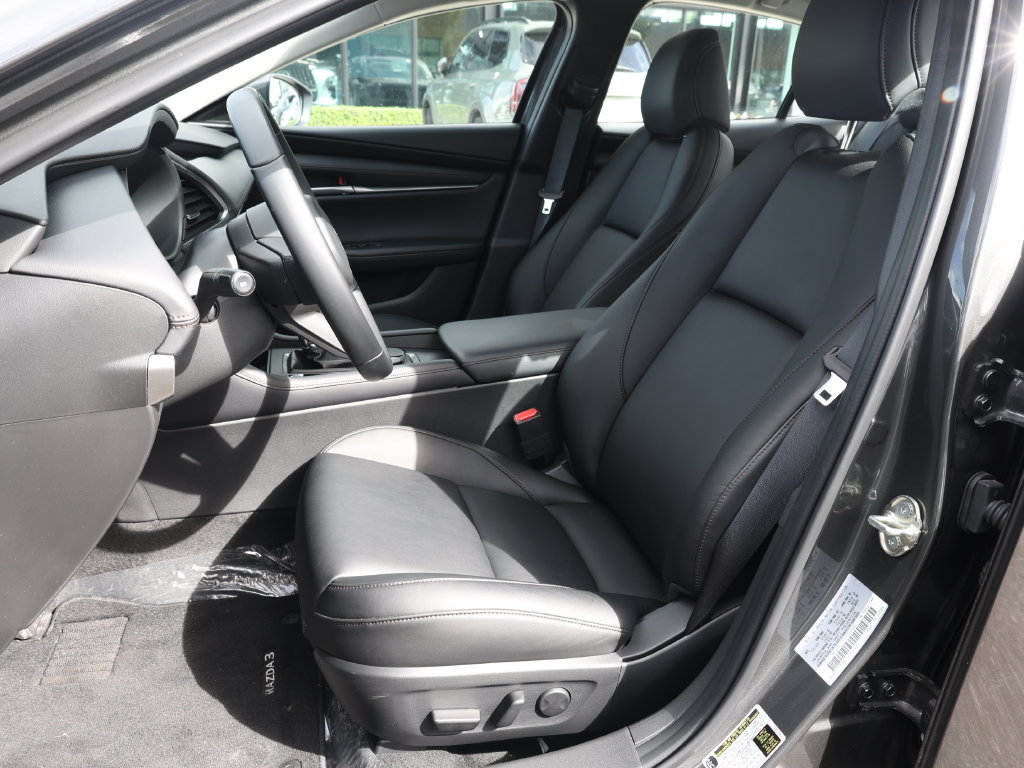 Certified 2026 MAZDA MAZDA3 2.5 S Sedan w/ Preferred Pkg FWD image 14