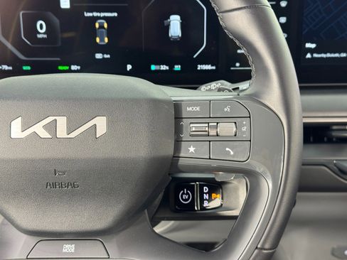 Used 2024 Kia EV9 Light Long Range image 21