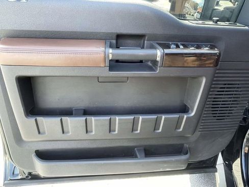 Used 2015 Ford F350 Platinum image 16