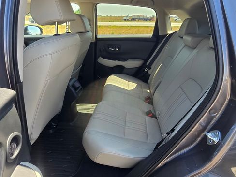 Used 2026 Honda HR-V EX-L image 13
