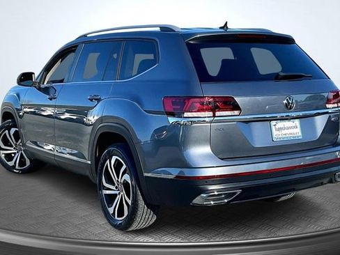 Used 2022 Volkswagen Atlas SEL image 4