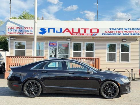 Used 2020 Lincoln MKZ Reserve w/ Monochromatic Package AWD/4WD image 3