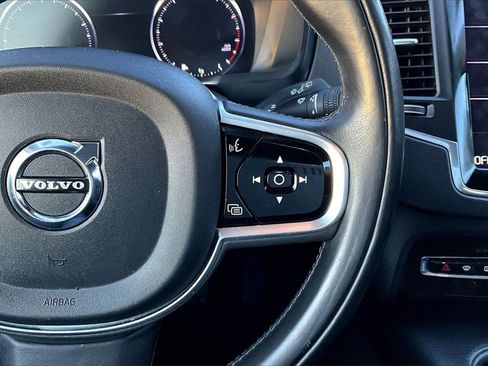 Used 2019 Volvo XC90 T6 Momentum w/ Advanced Package image 16